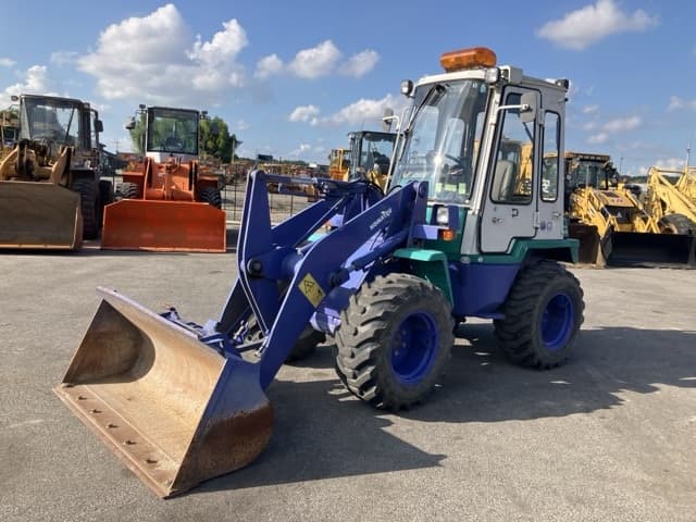 MINI WHEEL LOADER — Auction (lot 8456-261)