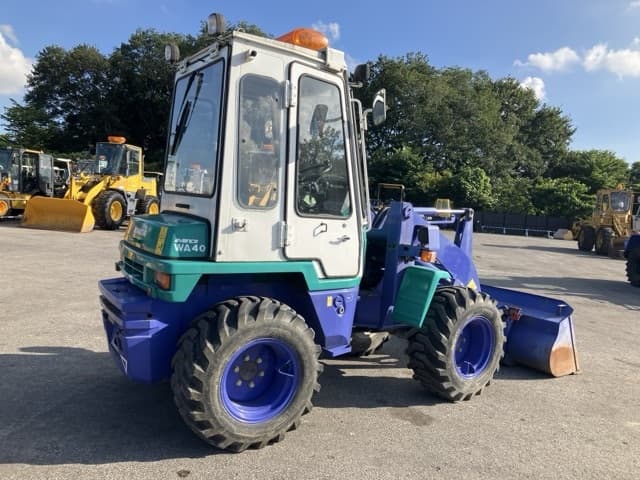 MINI WHEEL LOADER — Auction (lot 8456-261)