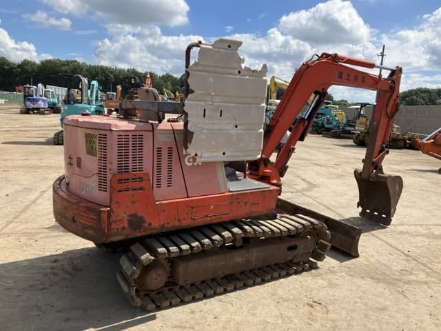 MINI EXCAVATOR — Auction (lot 8456-265)