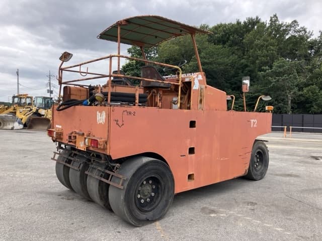 Tire Roller — Auction (lot 8456-27)