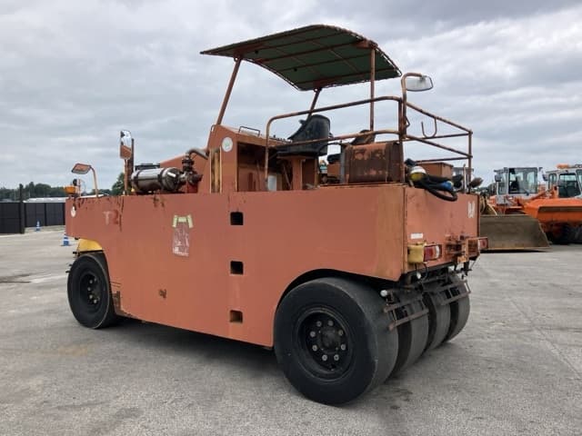 Tire Roller — Auction (lot 8456-27)