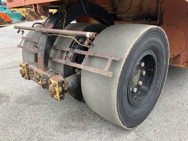 Tire Roller — Auction (lot 8456-27)