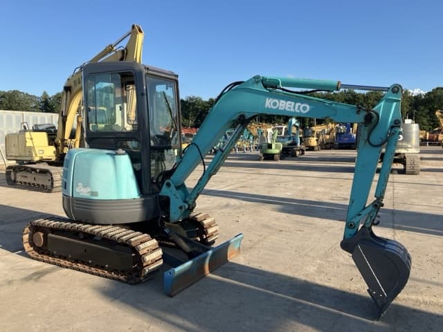 MINI EXCAVATOR — Auction (lot 8456-270)