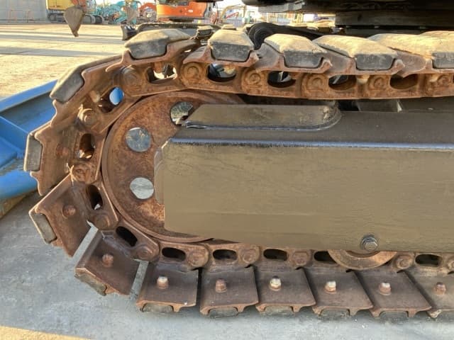 MINI EXCAVATOR — Auction (lot 8456-270)