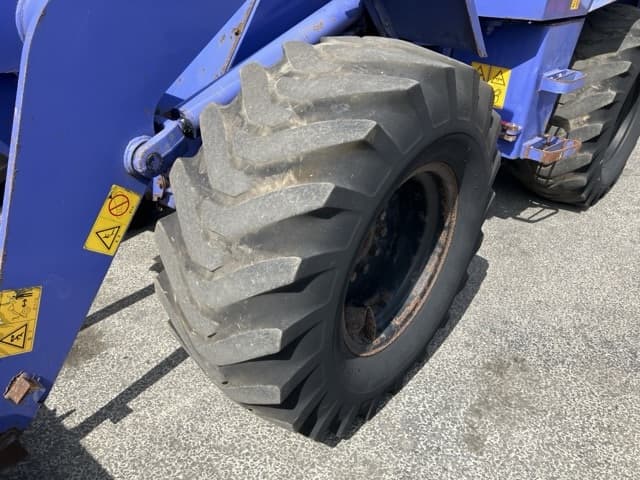 WHEEL LOADER — Auction (lot 8456-271)