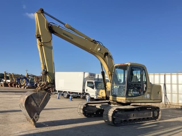EXCAVATOR — Auction (lot 8456-272)