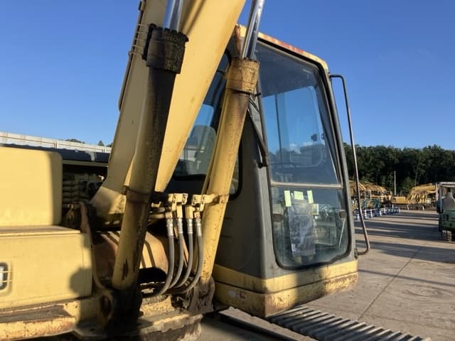 EXCAVATOR — Auction (lot 8456-272)