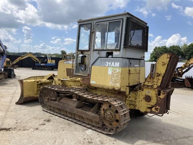 Bulldozer — Auction (lot 8456-273)