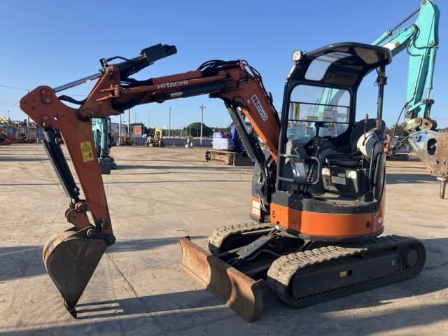 MINI EXCAVATOR — Auction (lot 8456-275)