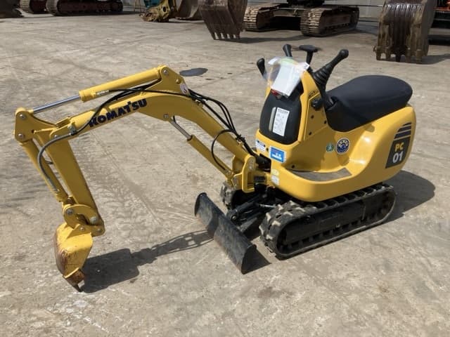 MINI EXCAVATOR — Auction (lot 8456-277)