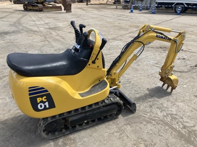 MINI EXCAVATOR — Auction (lot 8456-277)