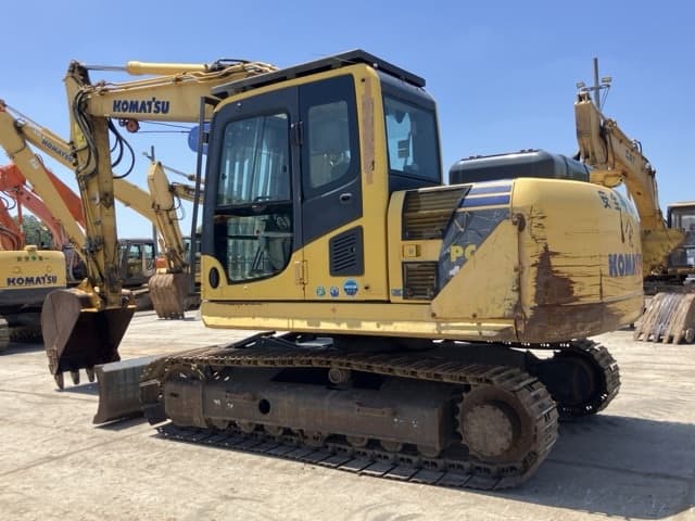 EXCAVATOR — Auction (lot 8456-28)