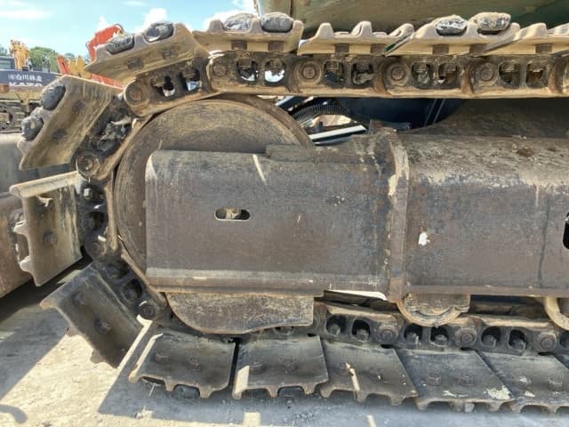 EXCAVATOR — Auction (lot 8456-280)