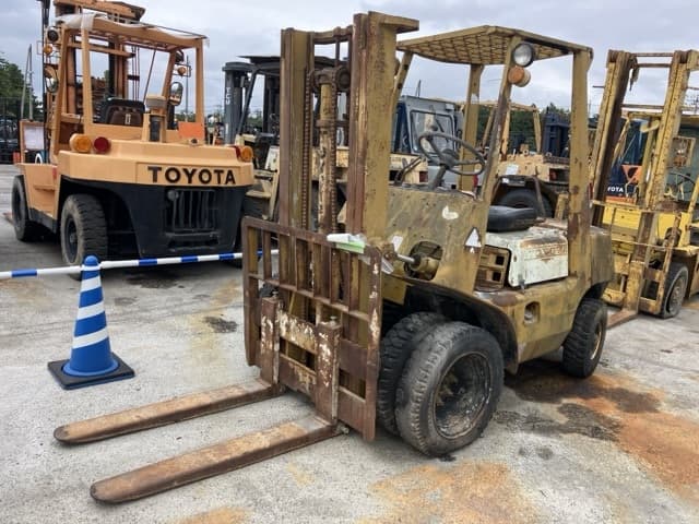 Forklift — Auction (lot 8456-2801)