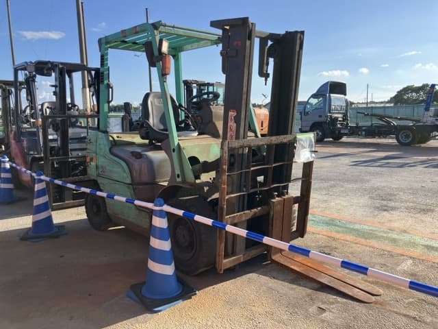 Forklift — Auction (lot 8456-2809)