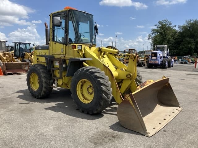 WHEEL LOADER — Auction (lot 8456-281)