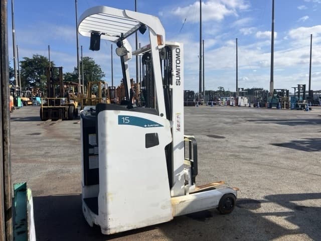 Reach Forklift — Auction (lot 8456-2813)