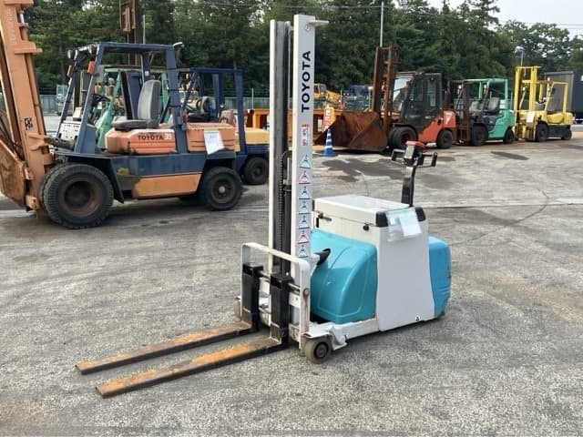 Battery Forklift — Auction (lot 8456-2814)