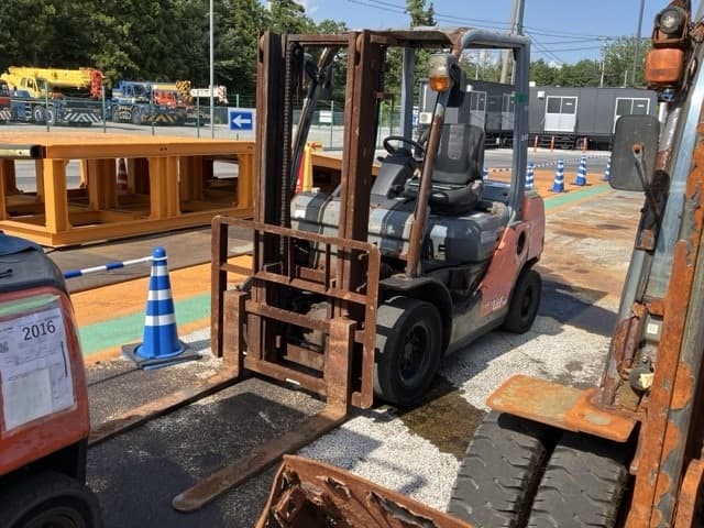 Forklift — Auction (lot 8456-2816)