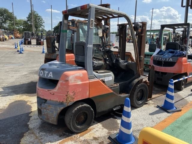 Forklift — Auction (lot 8456-2816)