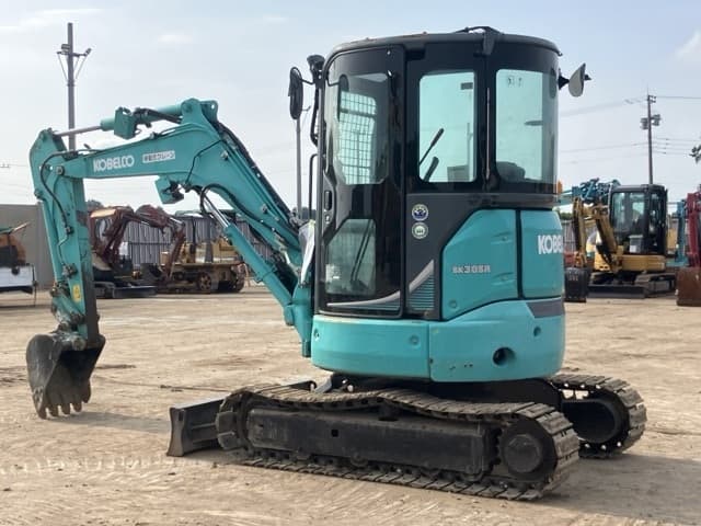 MINI EXCAVATOR — Auction (lot 8456-283)