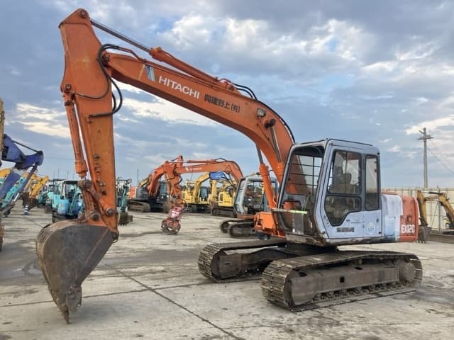 EXCAVATOR — Auction (lot 8456-284)