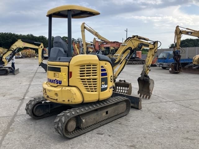 MINI EXCAVATOR — Auction (lot 8456-285)