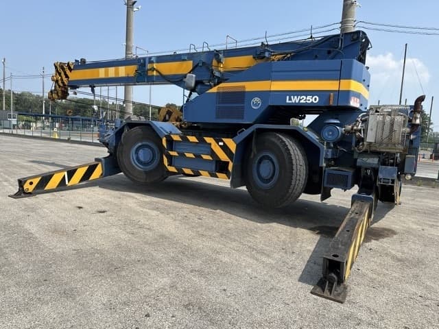 Rough Terrain Crane — Auction (lot 8456-287)