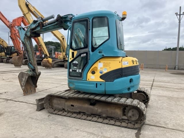 MINI EXCAVATOR — Auction (lot 8456-29)