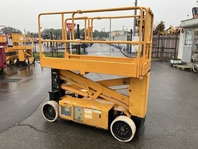 AERIAL WORK PLATFORM — Auction (lot 8456-298)