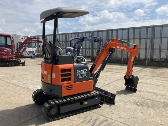 MINI EXCAVATOR — Auction (lot 8456-3)
