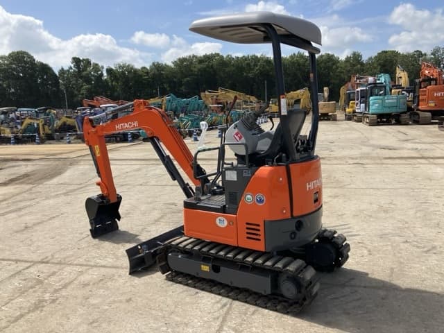 MINI EXCAVATOR — Auction (lot 8456-3)