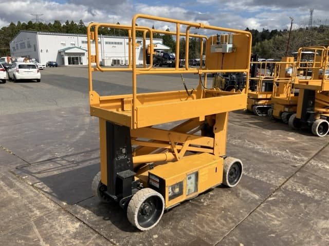 AERIAL WORK PLATFORM — Auction (lot 8456-30003)