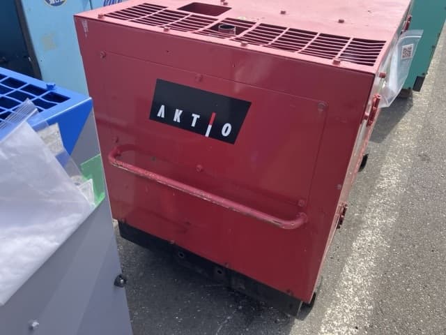 Compressor — Auction (lot 8456-3002)