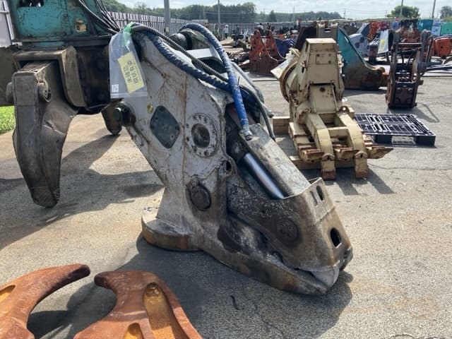 Crusher — Auction (lot 8456-3004)