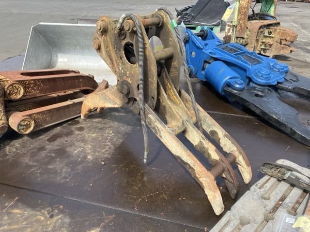 Fork — Auction (lot 8456-3007)