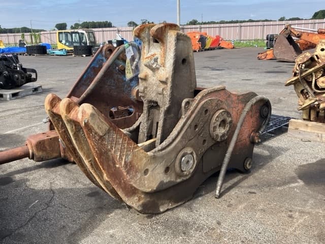 Crusher — Auction (lot 8456-3010)