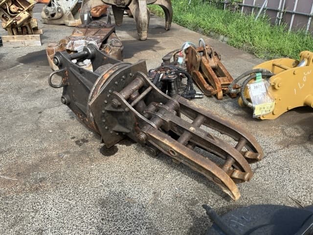 Fork — Auction (lot 8456-3011)