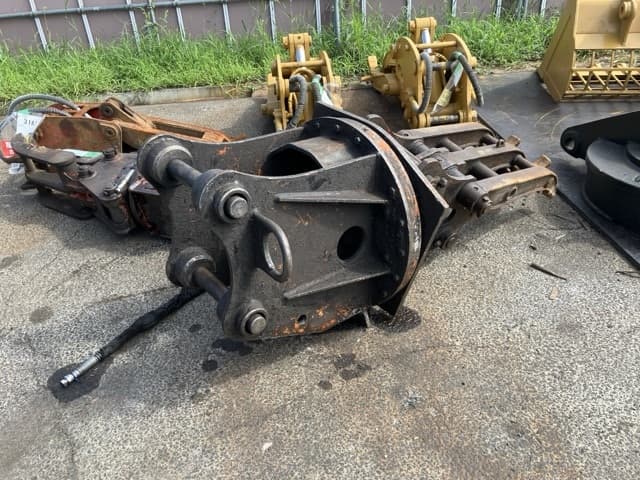 Fork — Auction (lot 8456-3011)