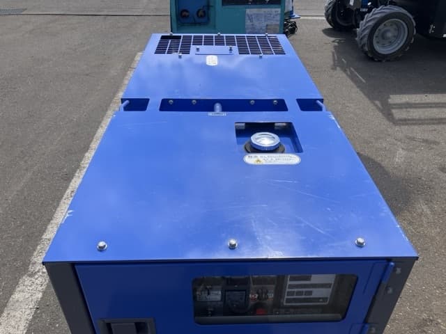 Generator — Auction (lot 8456-3012)