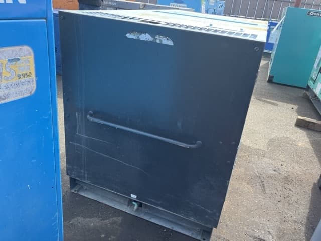 Compressor — Auction (lot 8456-3015)