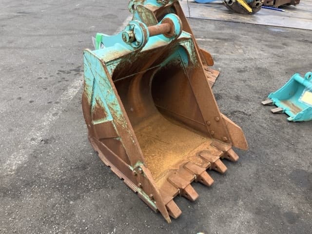 Bucket — Auction (lot 8456-3022)