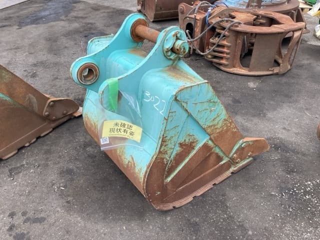 Bucket — Auction (lot 8456-3022)