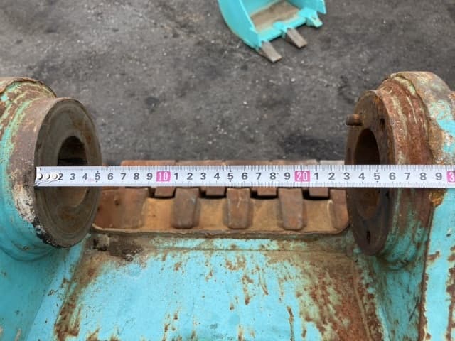 Bucket — Auction (lot 8456-3023)
