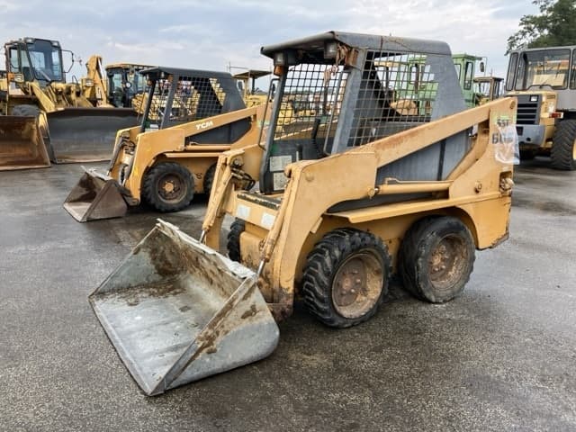 SKID STEER LOADER — Auction (lot 8456-303)