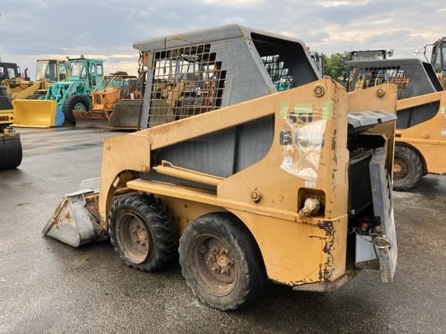 SKID STEER LOADER — Auction (lot 8456-303)