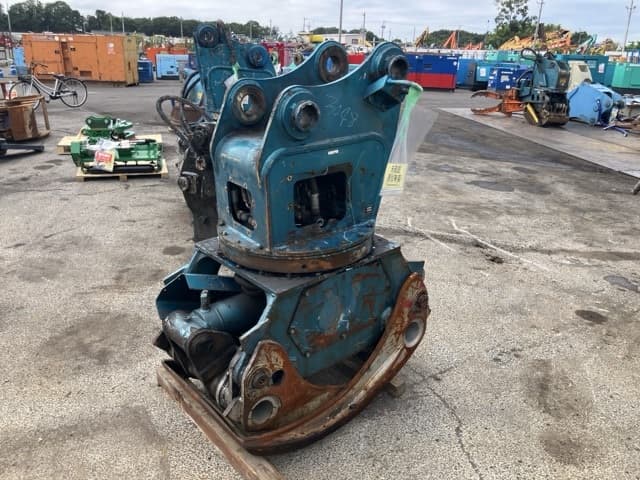 GRAPPLE — Auction (lot 8456-3048)