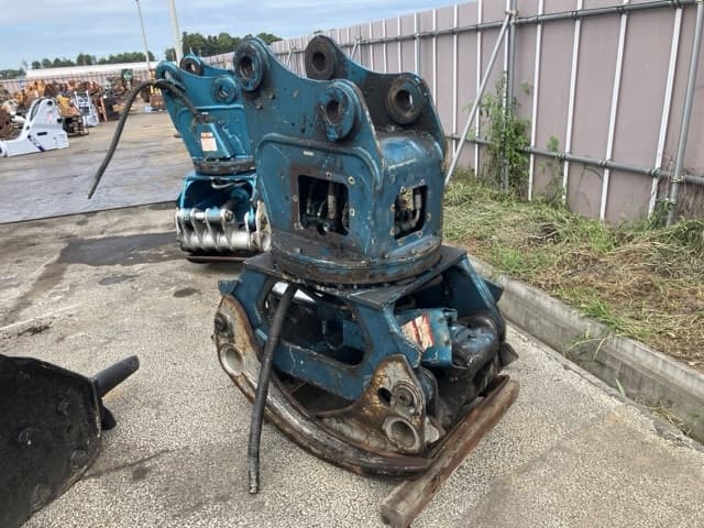 GRAPPLE — Auction (lot 8456-3048)