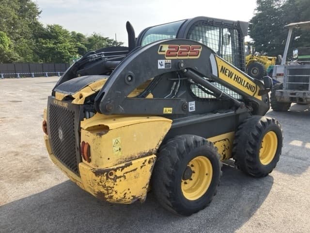 SKID STEER LOADER — Auction (lot 8456-305)