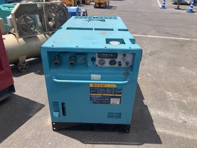 Compressor — Auction (lot 8456-3066)
